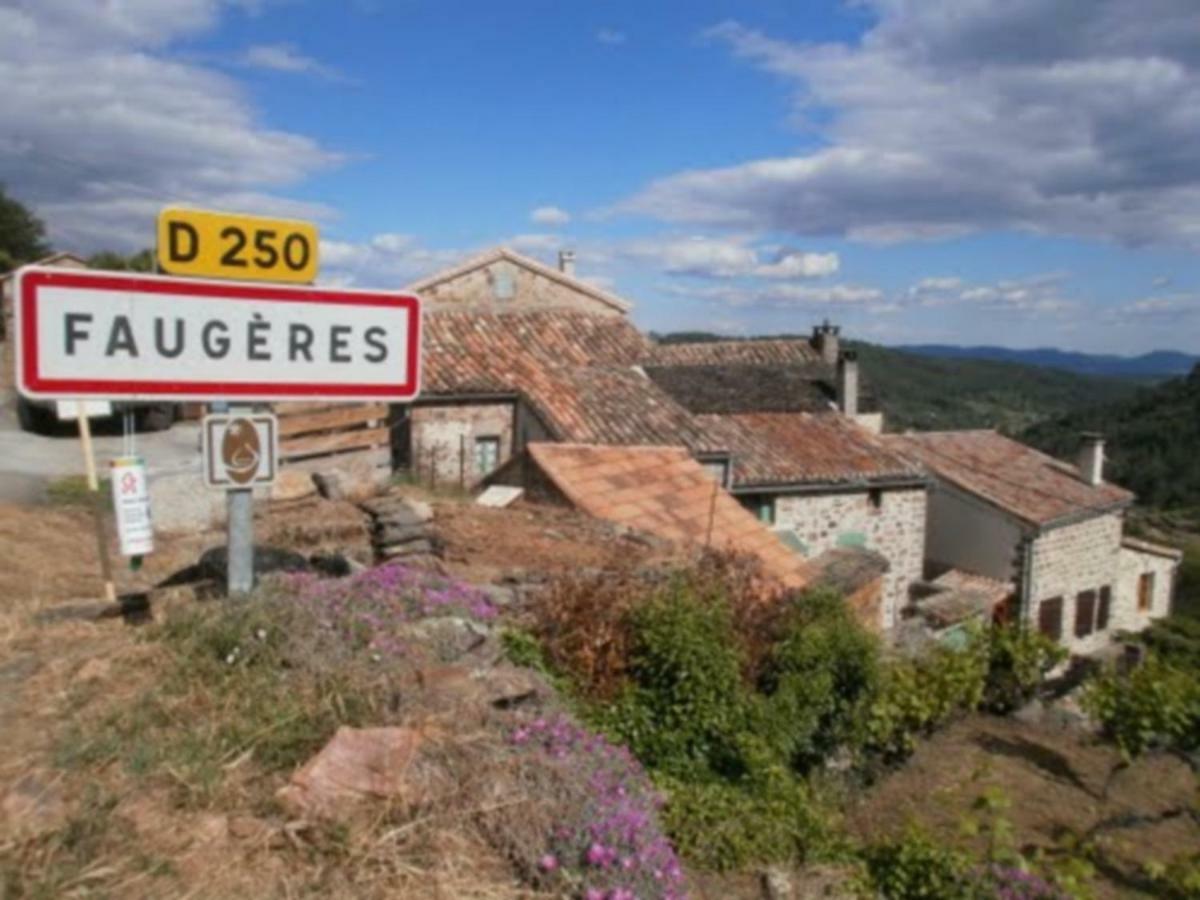 Gite Du Tilleul - 2 Etoiles - Domaine De L'Olivier Faugeres  ภายนอก รูปภาพ